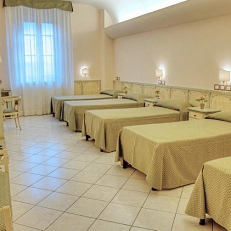 Villa Santa Margherita - Albergo - Camera Matrimoniale/Doppia con Letti Singoli - Accesso Disabili - 4