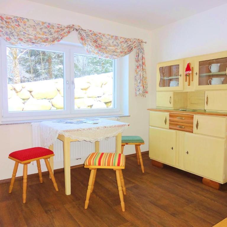 Appartementhaus Monika - Apartment mit 2 Schlafzimmern und Balkon - 13