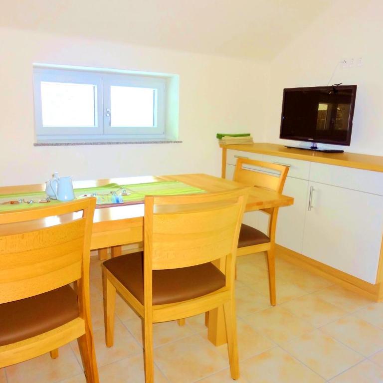 Appartementhaus Monika - Apartment mit 3 Schlafzimmern und Balkon - 15
