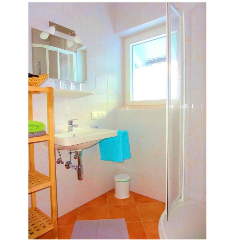 Appartementhaus Monika - Apartment mit 2 Schlafzimmern und Terrasse - 7