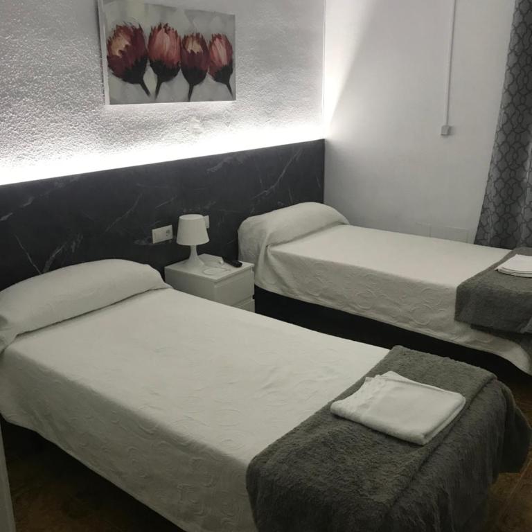 Pensión Barlovento - Twin Room with Private External Bathroom - 1