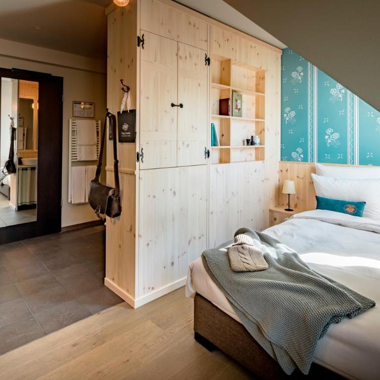 Marias Platzl - Zimmer mit Queensize-Bett - 2