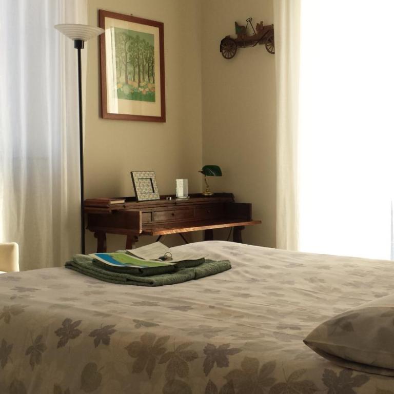 Camera sopra il parco a 2 passi dal mare - Camera Matrimoniale con Bagno Privato - 4