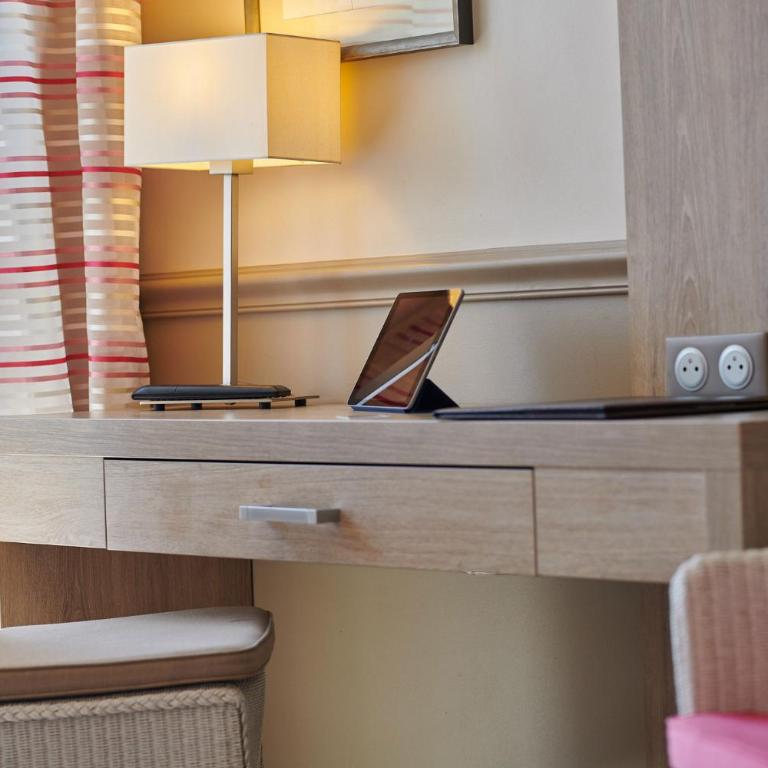 Hôtel Vacances Bleues Royal Westminster - Chambre Double Confort - 2