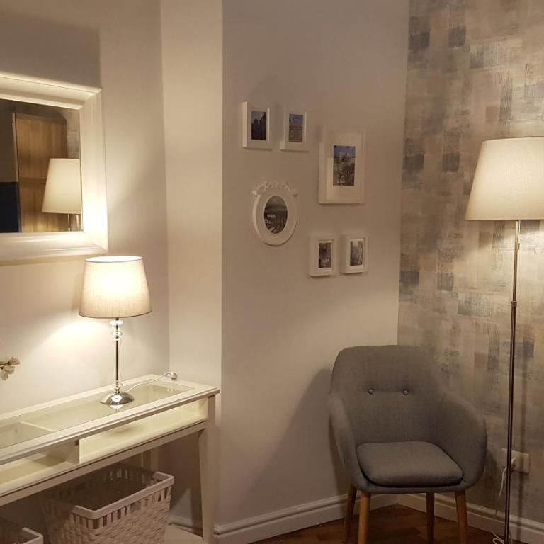 a Casa di Ele - Appartamento con 2 Camere da Letto - 22
