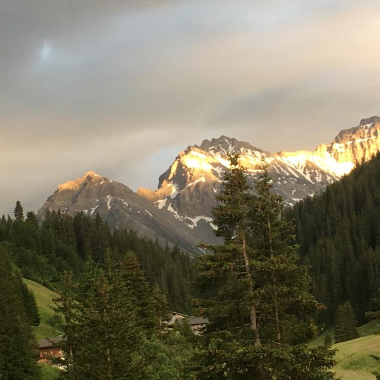 Sertig Ferienwohnung - Apartment mit Blick auf die Berge - 18