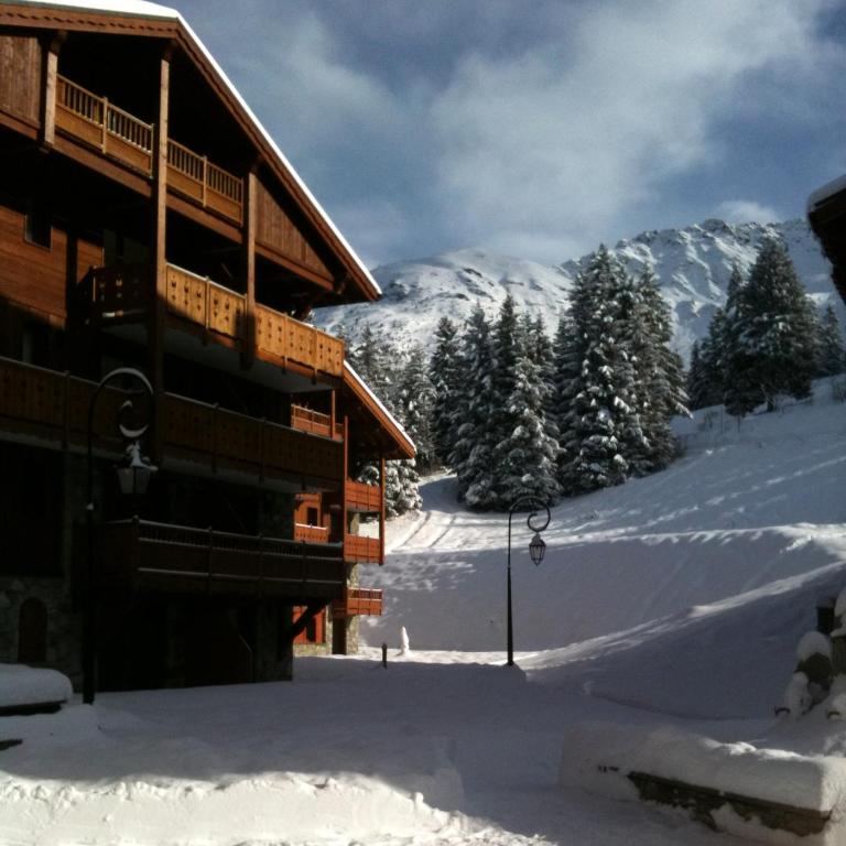 les 7 laux immobilier chalet C - Appartement avec Vue sur la Montagne - 9