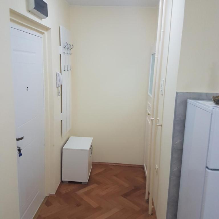 Apartment Jana - One-Bedroom Apartment - 9