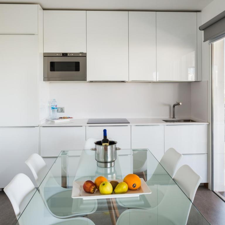 Hyde Park Lane Villas - Deluxe Two-Bedroom Villa with Private Pool - 6