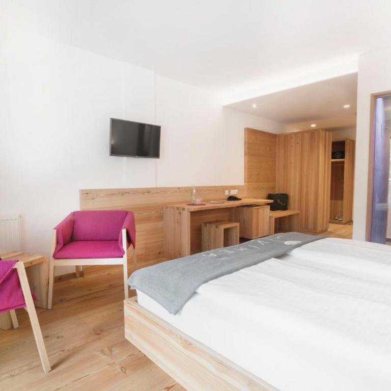 Vegan Hotel La Vimea - Habitación con cama extragrande y balcón - 4