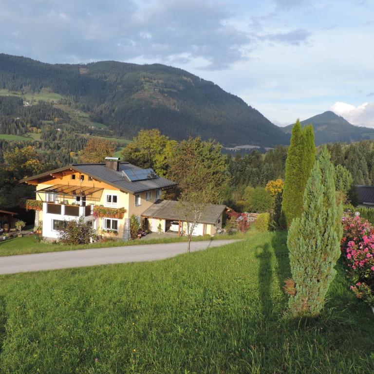 Ferienwohnung Steinberger - Three-Bedroom Apartment - 22