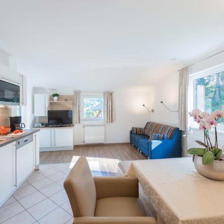 Ferienhäuser Tröster - Comfort Apartment mit zwei Schlafzimmern und Terrasse - 16