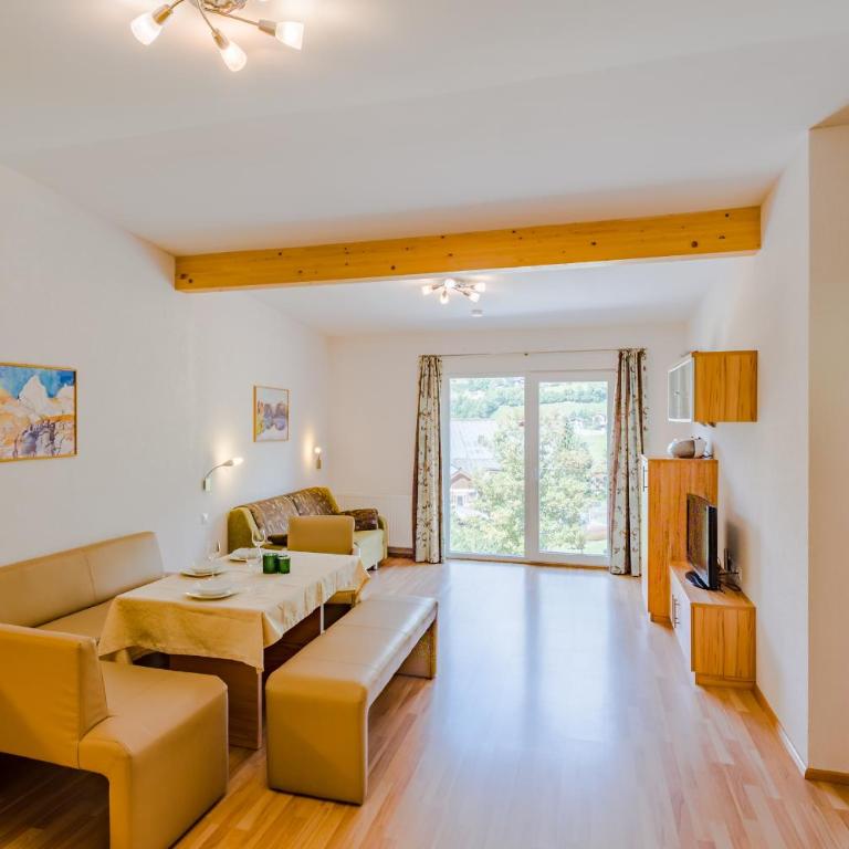 Ferienhäuser Tröster - Comfort Apartment mit zwei Schlafzimmern und Terrasse - 18