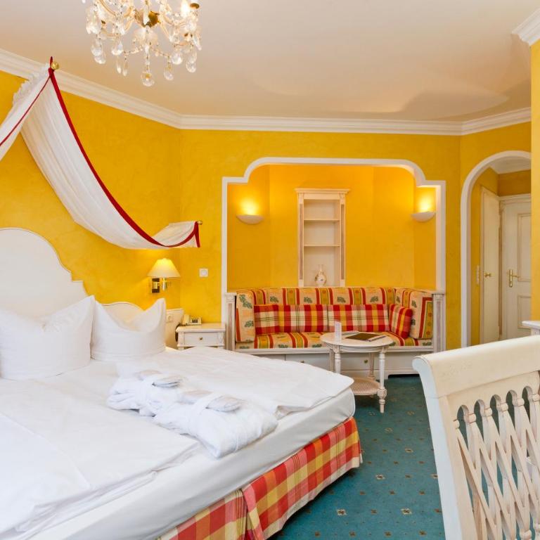 Wittelsbacher Hof Swiss Quality Hotel - Superior Doppelzimmer mit Bergblick - 6