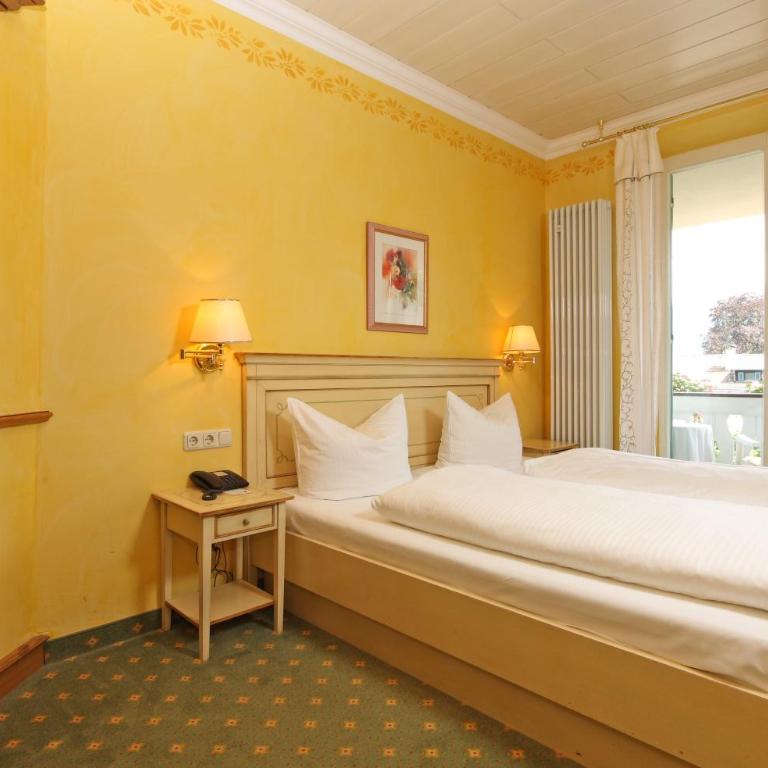 Wittelsbacher Hof Swiss Quality Hotel - Standard Zimmer mit Kingsize-Bett - 1