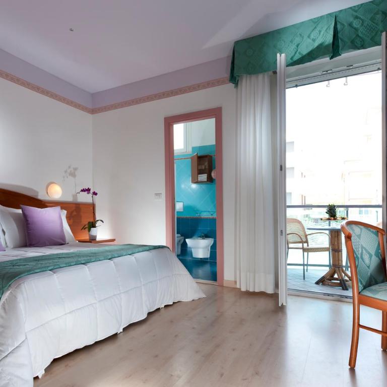 Hotel Lungomare - Camera Matrimoniale - 2