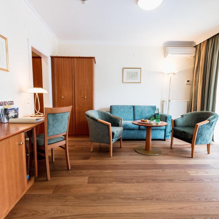 Hotel Warmbaderhof - Doppelzimmer Studenza - 2