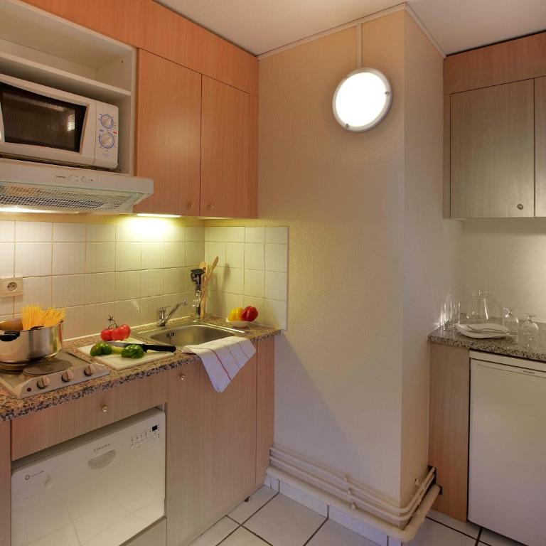 Citadines Wilson Toulouse - Estudio Doble - 1 o 2 camas - 3