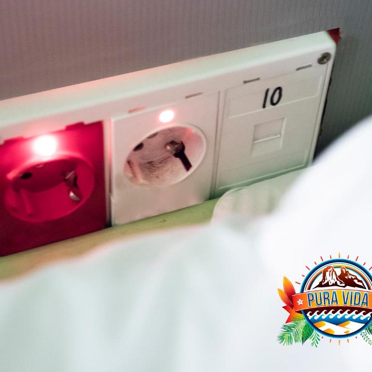 Pura Vida Las Palmas - Cama en habitación compartida mixta de 6 camas - 1