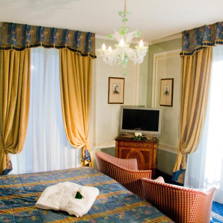 Grand Hotel des Iles Borromées & SPA - Camera Matrimoniale con Vista Giardino - 1