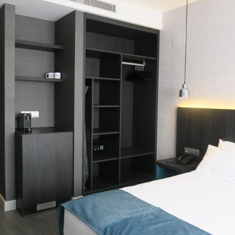 HG City Suites Barcelona - Standard Double Room - 3