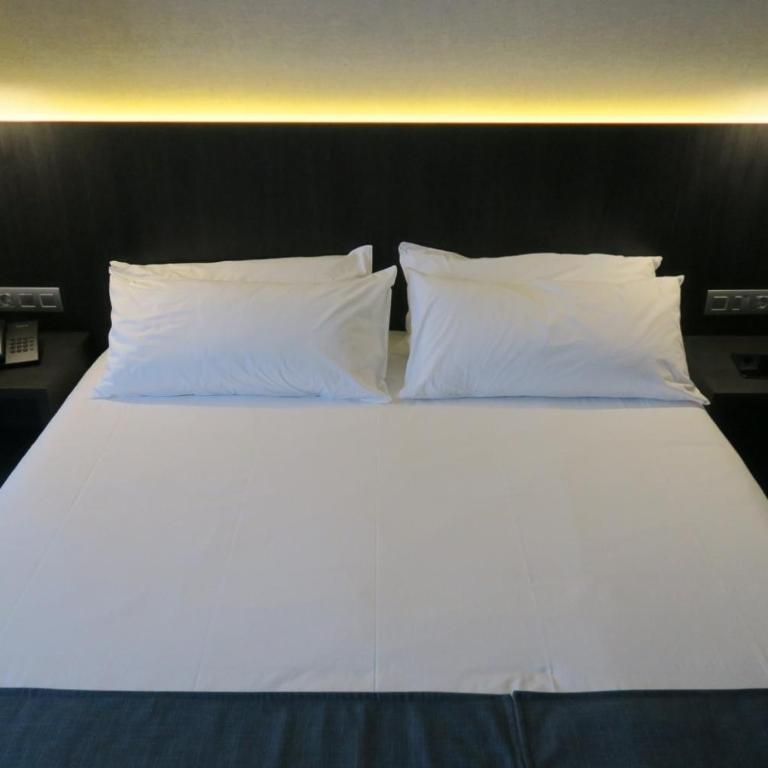 HG City Suites Barcelona - Standard Double Room - 4