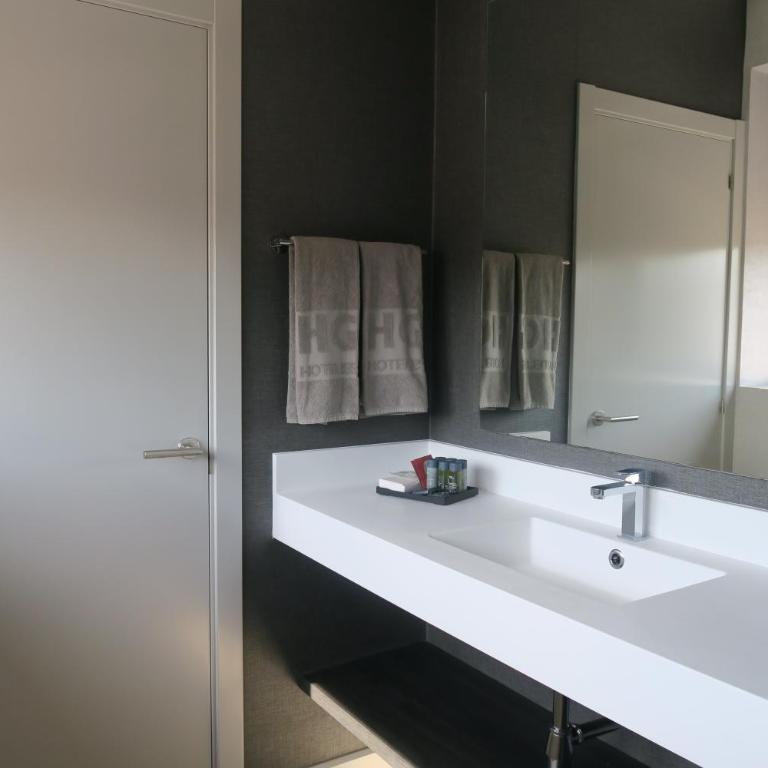 HG City Suites Barcelona - Superior Double or Twin Room - 1