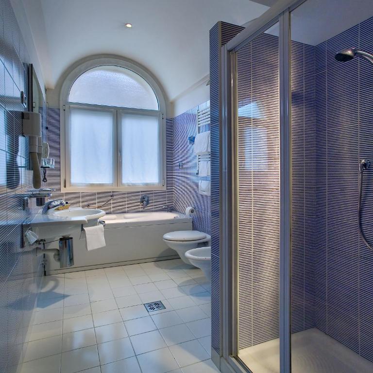 Best Western Plus Hotel Bologna - Junior Suite - 7