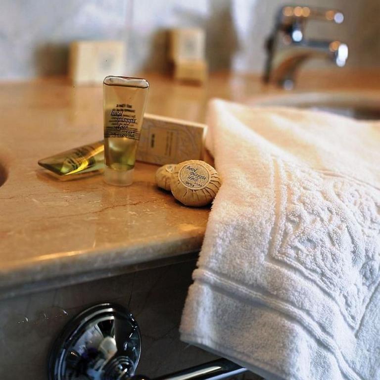 Hotel Spiaggia d'Oro - Charme & Boutique by Double Hospitality - Camera Standard Matrimoniale/Doppia con Letti Singoli - 4
