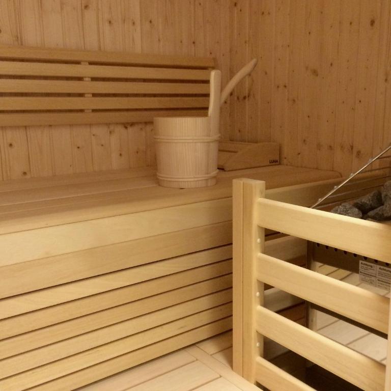 Kitzbuheler Alpen Residenz Top2 with Sauna Hollersbach - Apartment - 12