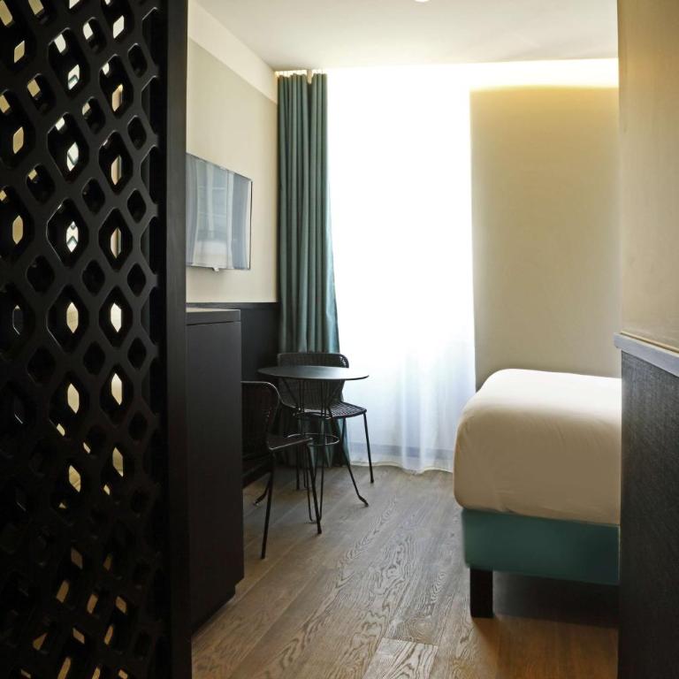 Best Western Plus Hôtel La Joliette - Chambre Double Deluxe avec Terrasse - 3