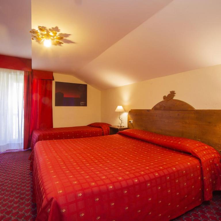 Hotel Courmayeur - Camera Quadrupla Classic - 4