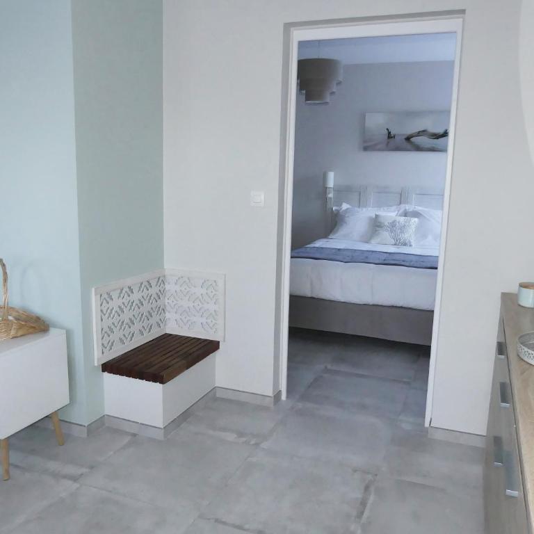 Les Ambaciales - Family Suite - 7
