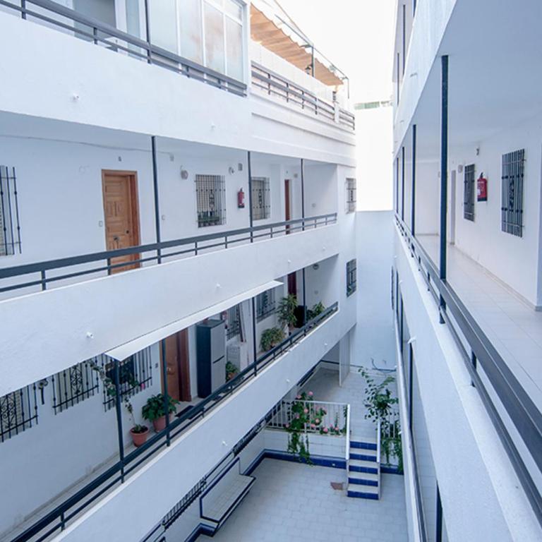 Luminoso y fresco apartamento en 2ª línea de playa - Apartamento - 18