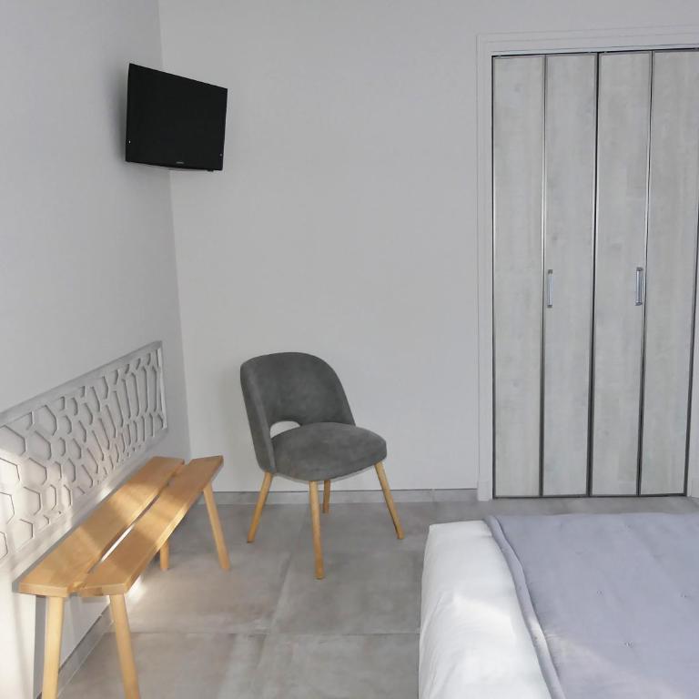 Les Ambaciales - Family Suite - 13