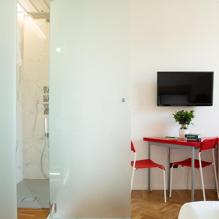 Room In Roma Isole - Camera Matrimoniale Standard - 8