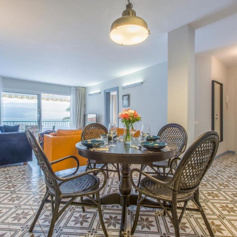 Modern, bright and welcoming oceanfront apartment - Apartment - 7