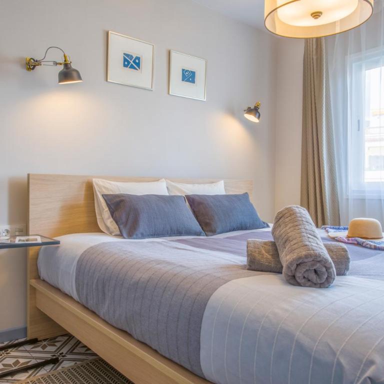 Modern, bright and welcoming oceanfront apartment - Apartment - 16