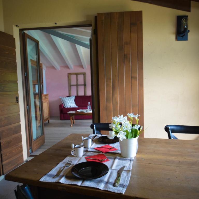 Cascina Varini - Appartamento con 2 Camere da Letto e Balcone - 2