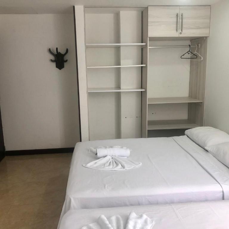 Apartamentos Martinez - Habitación Triple - 6