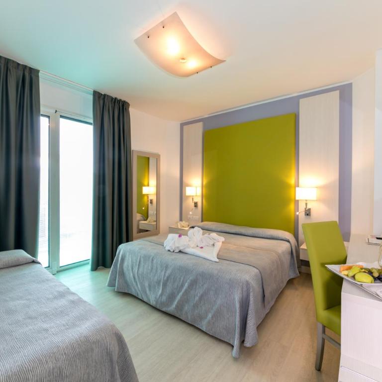 Hotel Europa - Camera Tripla Comfort con Pacchetto Spiaggia - 3