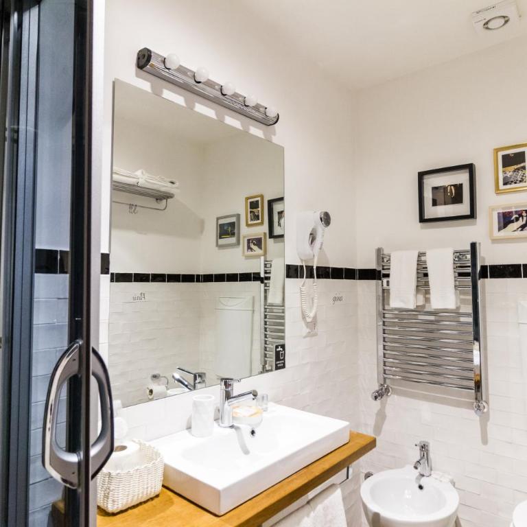 Athena Guest House - Suite - 3