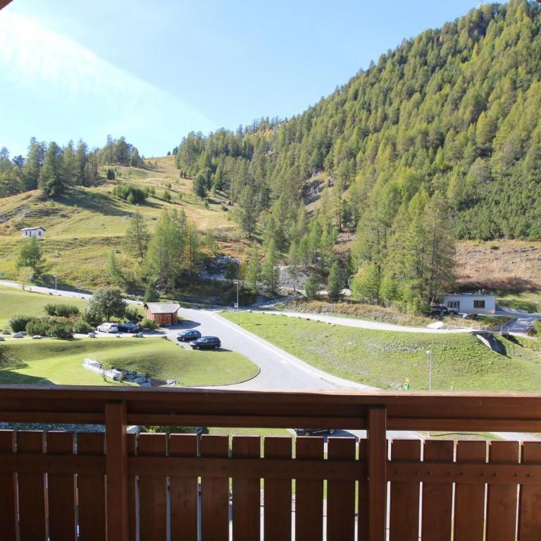 Ruinatsch 44 - Apartment mit Blick auf die Berge - 11
