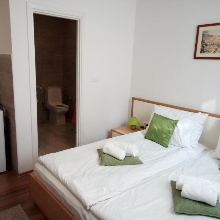 Sweet Dreams Studio Apartment - Apartment - 2