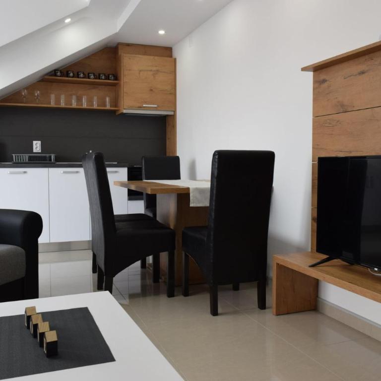 S-Apartmani Jagodina - Apartman sa 2 Spavaće Sobe i Balkonom - 10