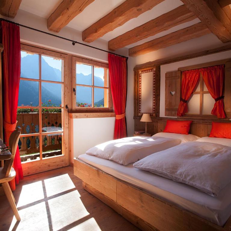Fogajard Lovely Chalet - Camera Matrimoniale con Vista Montagna - 3