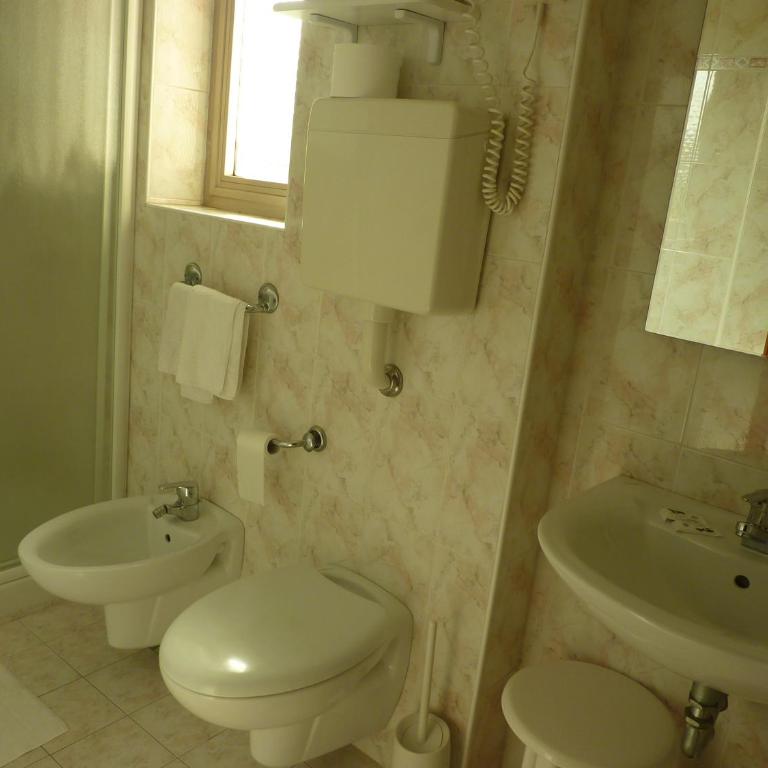 Hotel Al Ponte - Camera Matrimoniale Comfort - 10