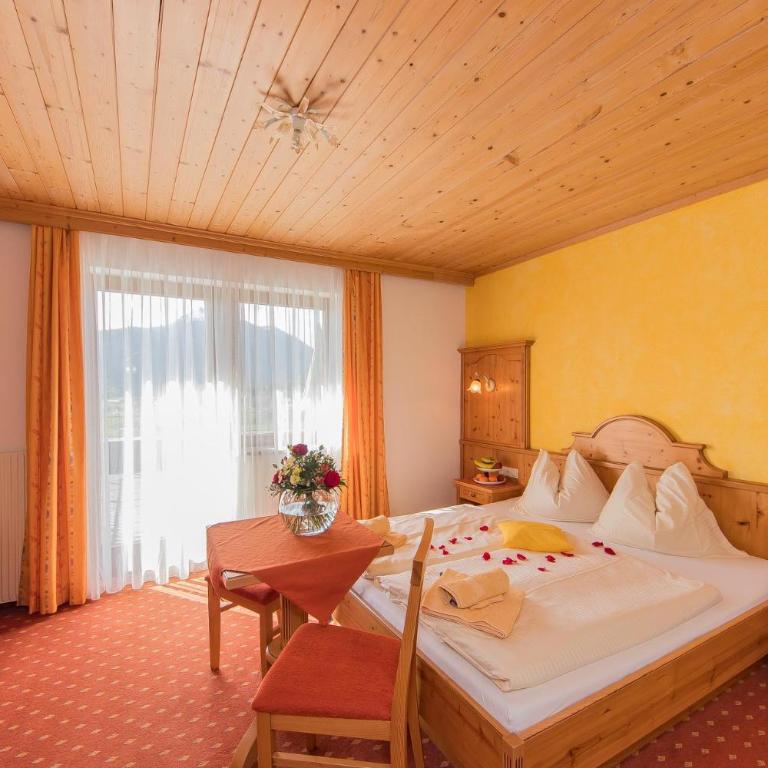 Hinteraigengut - Doppelzimmer mit Dusche - 13