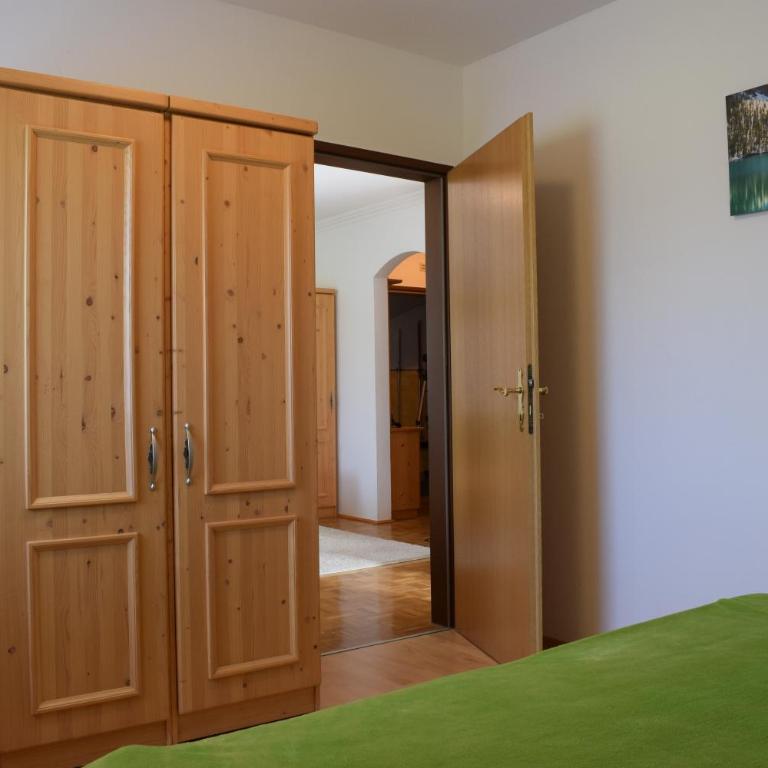 Landhaus Holzer - Apartment mit 2 Schlafzimmern - 32