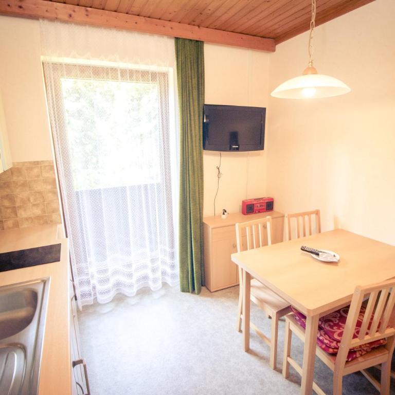 Pension Waldruh - Tannenheim - Apartment mit 2 Schlafzimmern und Balkon - 4